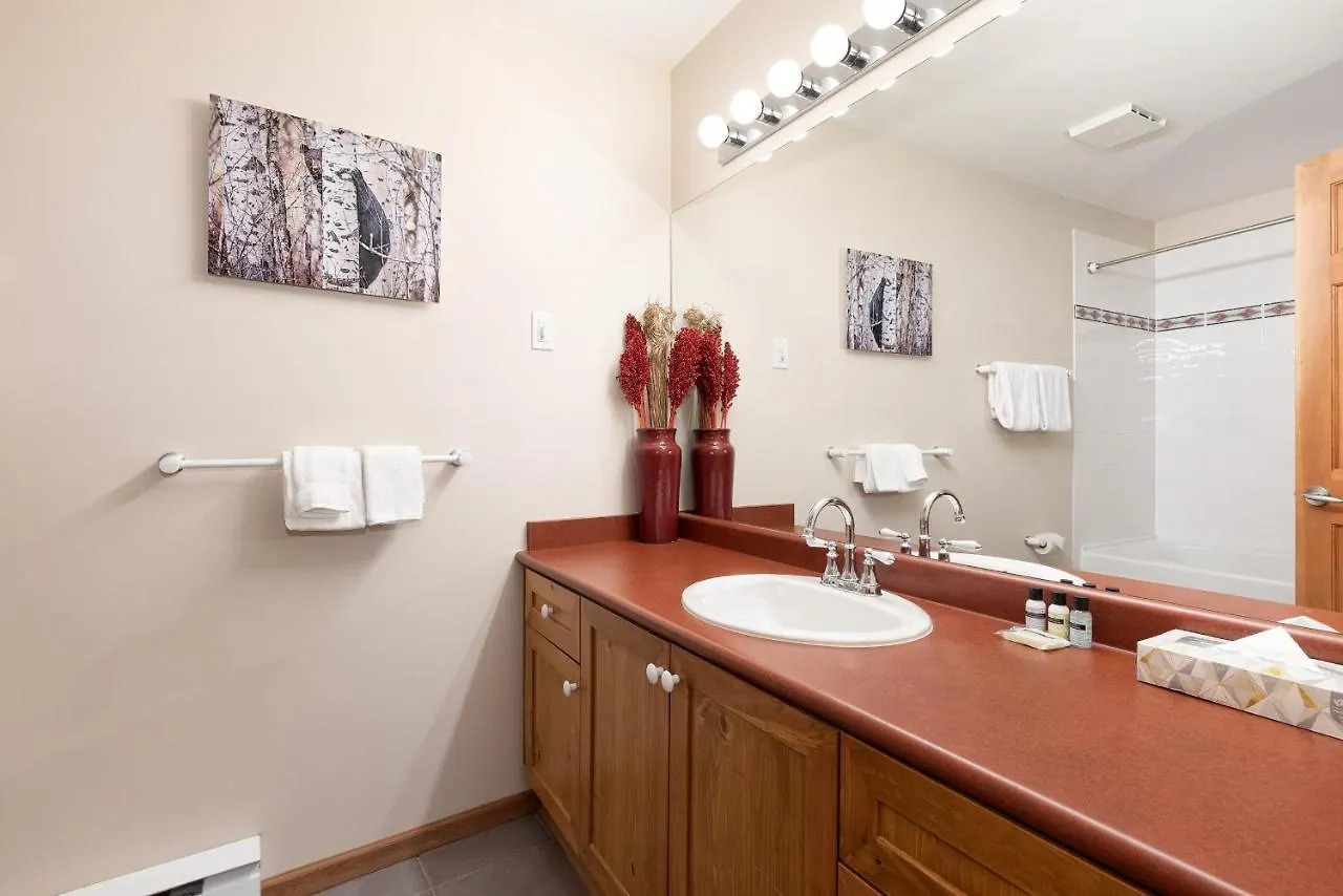 Deer Run By Whistler Premier Apartment Canada